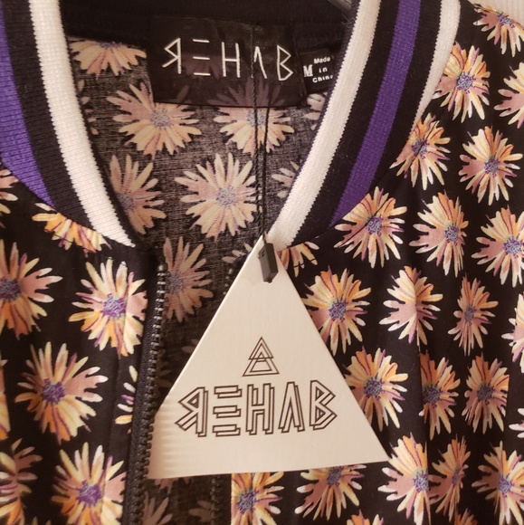 Jacket - Picture 2 of 4